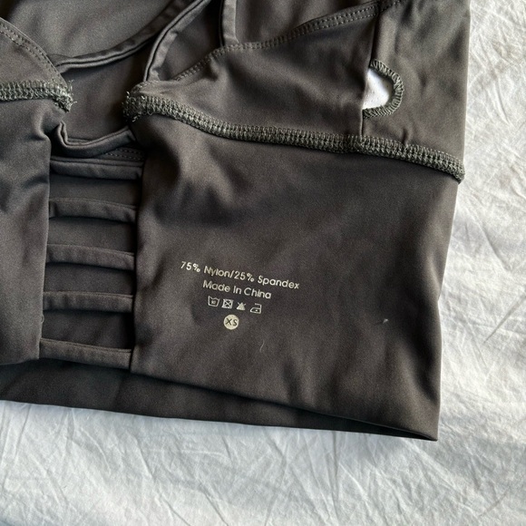 Purvelo Gray Long Line Sports Bra Cropped Top Crop Athletic Tank XS - Picture 3 of 3